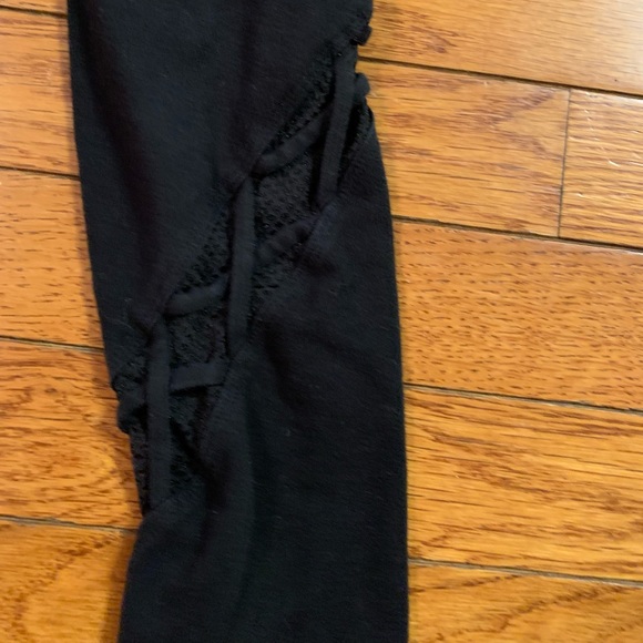 Perfect yoga leggings - Picture 3 of 8